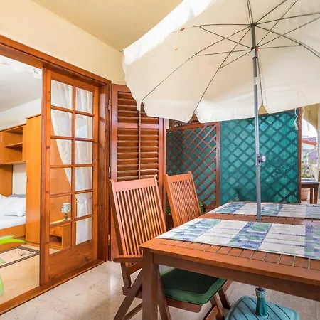 Apartment Nada In - Near The